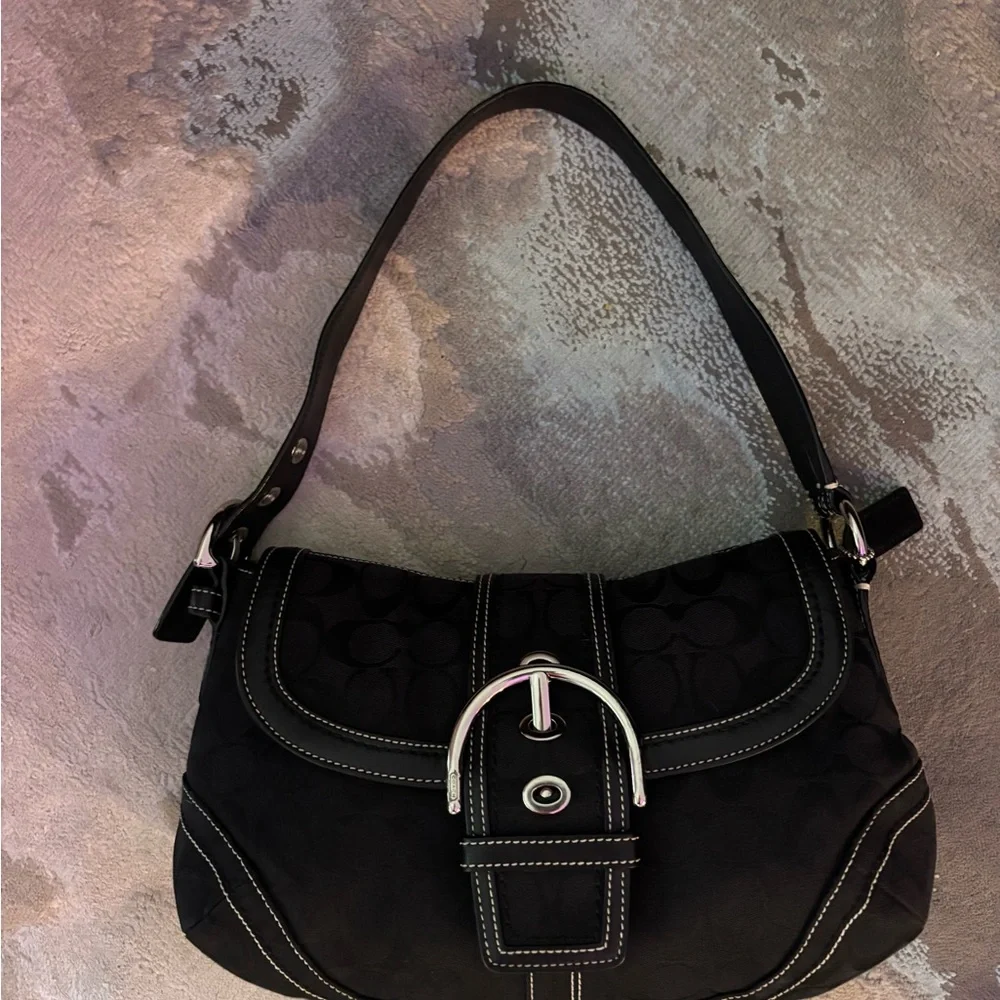 Coach soho 10297 signature shoulder bag with dust bag - Picture 3 of 16